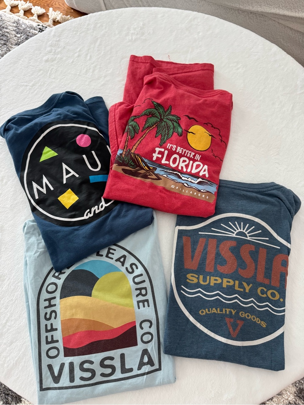 Vissla & Assorted Mens Graphic Tee Bundle - Red, Navy, Light Blue, Teal